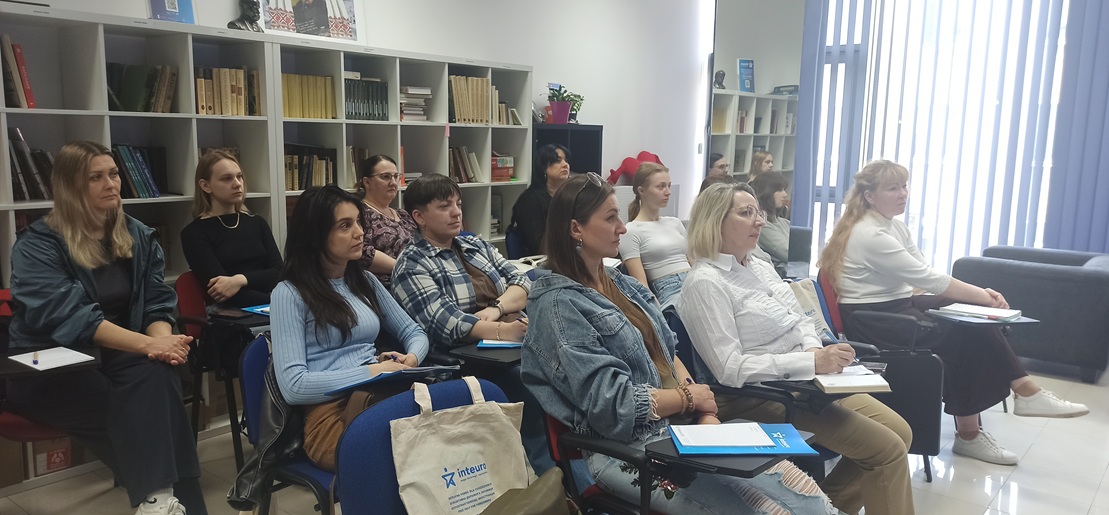 Pierwszy cykl szkoleń INTEURO BIZNES zakończony!
