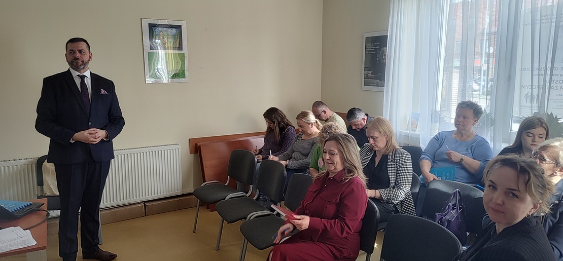 Współpraca z PCPR w Końskich na rzecz integracji – szkolenie dla instytucji wspierających cudzoziemców w powiecie koneckim